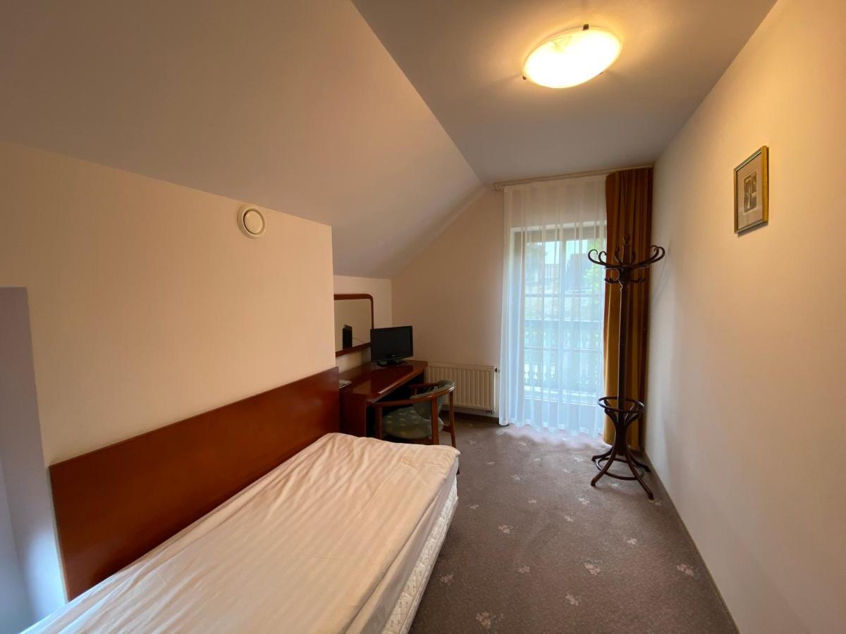 Hotel Grant Krynica Zdroj Luaran gambar
