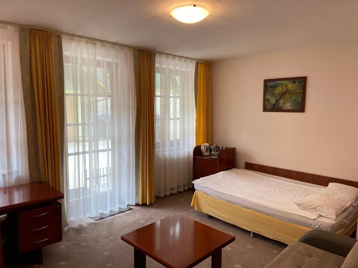Hotel Grant Krynica Zdroj Luaran gambar