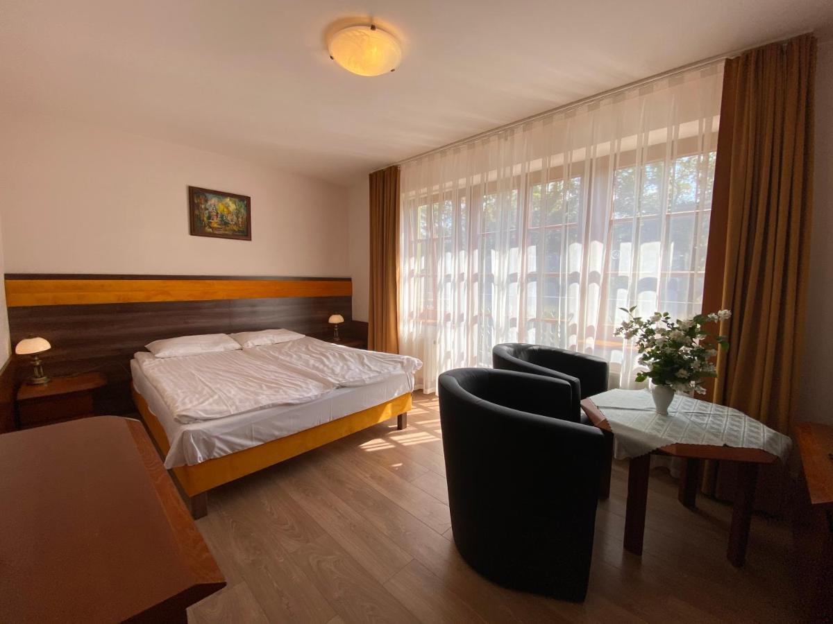 Hotel Grant Krynica Zdroj Luaran gambar