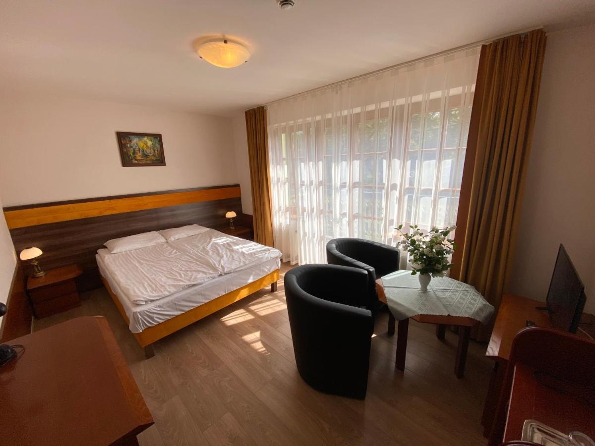 Hotel Grant Krynica Zdroj Luaran gambar