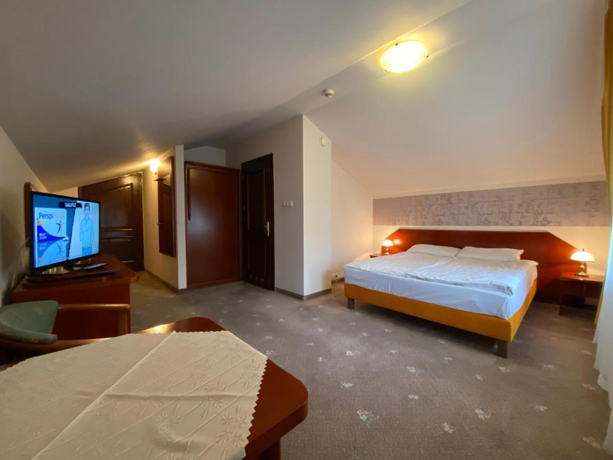 Hotel Grant Krynica Zdroj Luaran gambar