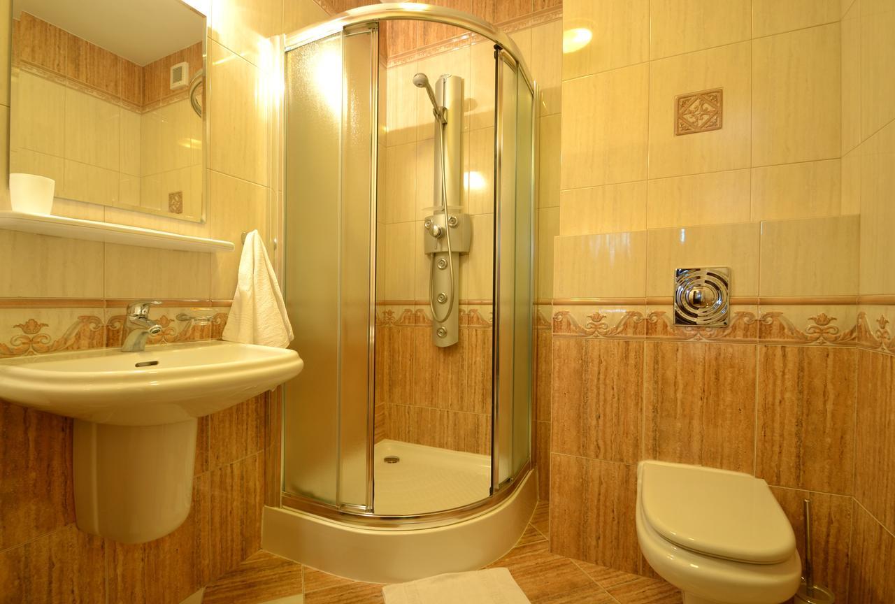 Hotel Grant Krynica Zdroj Luaran gambar