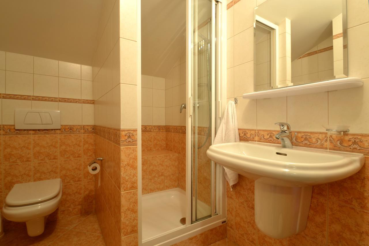 Hotel Grant Krynica Zdroj Luaran gambar